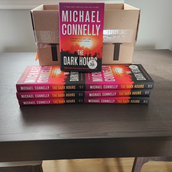 70 Assorted books - Picture 7 of 8